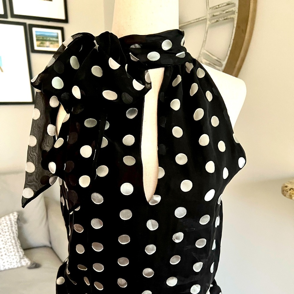 WHBM black w/ silver polka dots sleeveless blouse w/adjustable bow: Size: XS